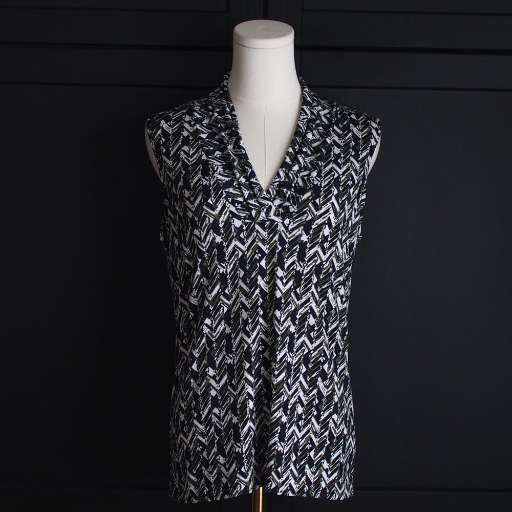 Jones New York | Abstract Herringbone Sleeveless V-Neck Top